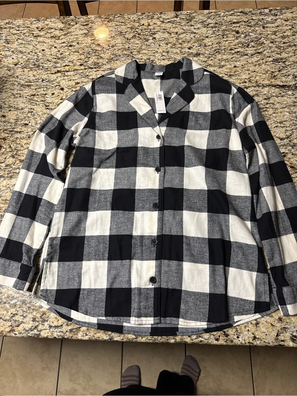 Old Navy Black and White Buffalo Plaid Button-Up Pajama Top
